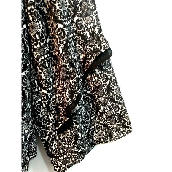 Belle by Kim Gravel Blouse Ruffle Front Flared Sleeve Black/White Lined - 2X - Picture 4 of 10